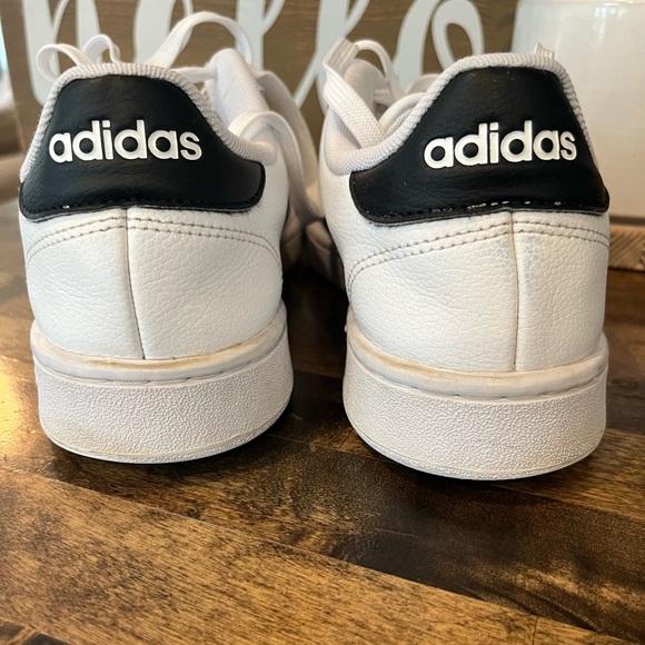 Men’s 10 1/2 Grand Court, Adidas - Picture 2 of 7